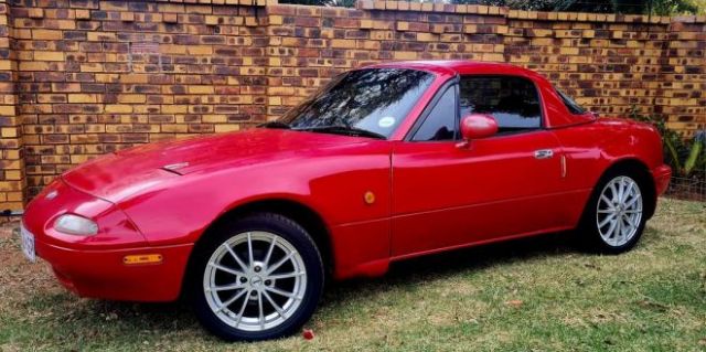 1990 - Mazda MX5 NA Eunos Roadster (Gareth Swemmer)