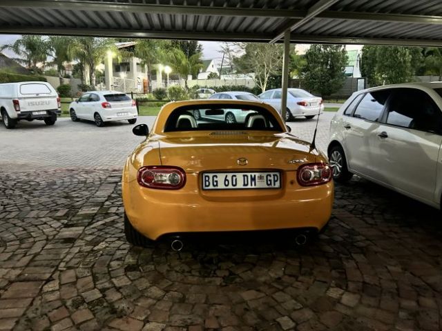 2011 - Mazda MX5 2011 NC (Sam Moodley)