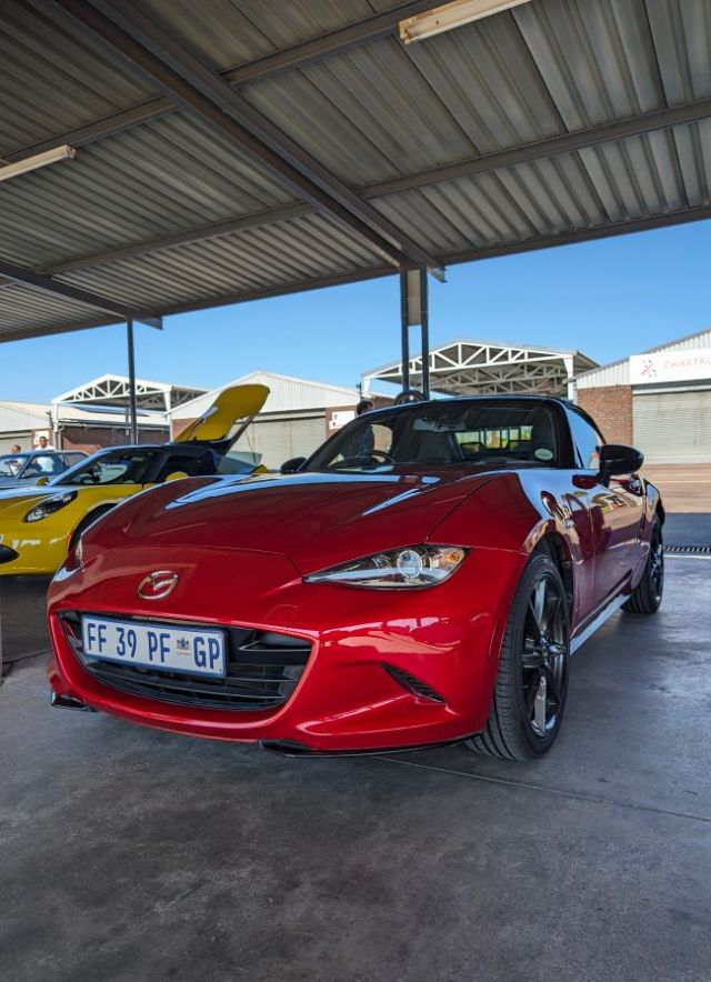 2016 - Mazda MX5 2.0 Roadster (Ruhan Van Dijk)