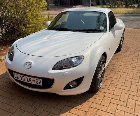 2011 - Mazda MX5 NC2 (Andre Van Zyl)