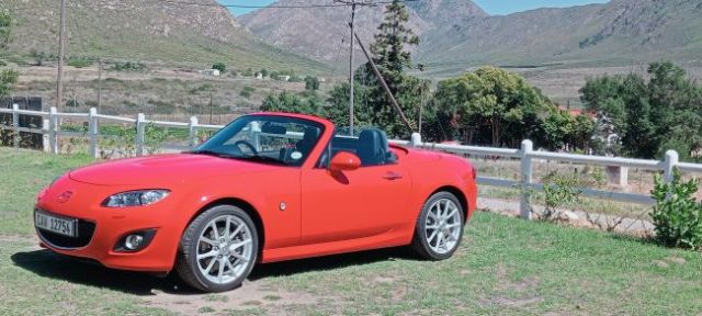 2009 - Mazda MX5 NC2 (Peter Rabie)