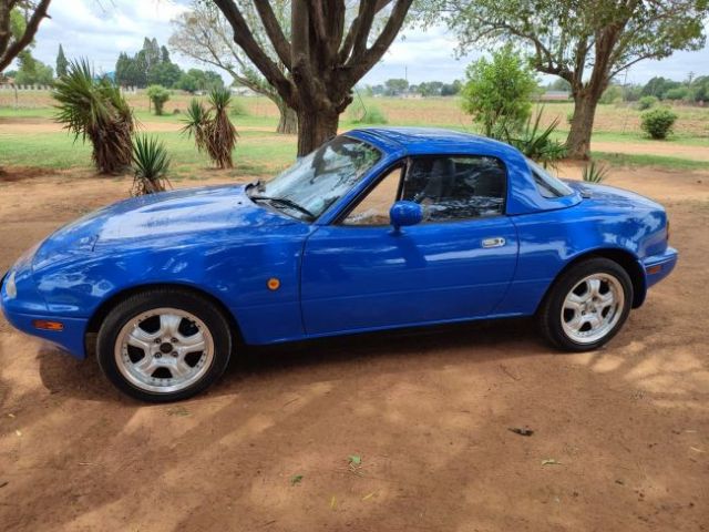 1991 - Mazda MX5 NA  (Michael Dare)