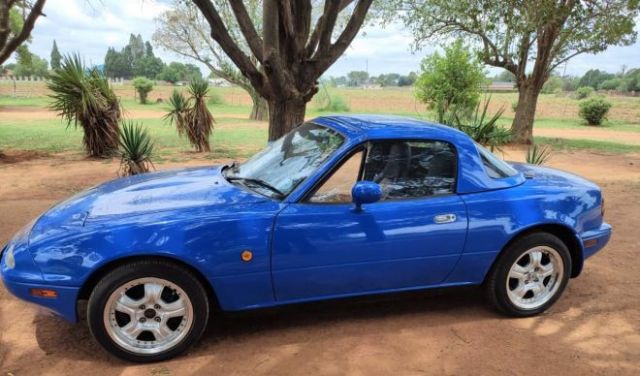 1991 - Mazda MX5 NA  (Michael Dare)